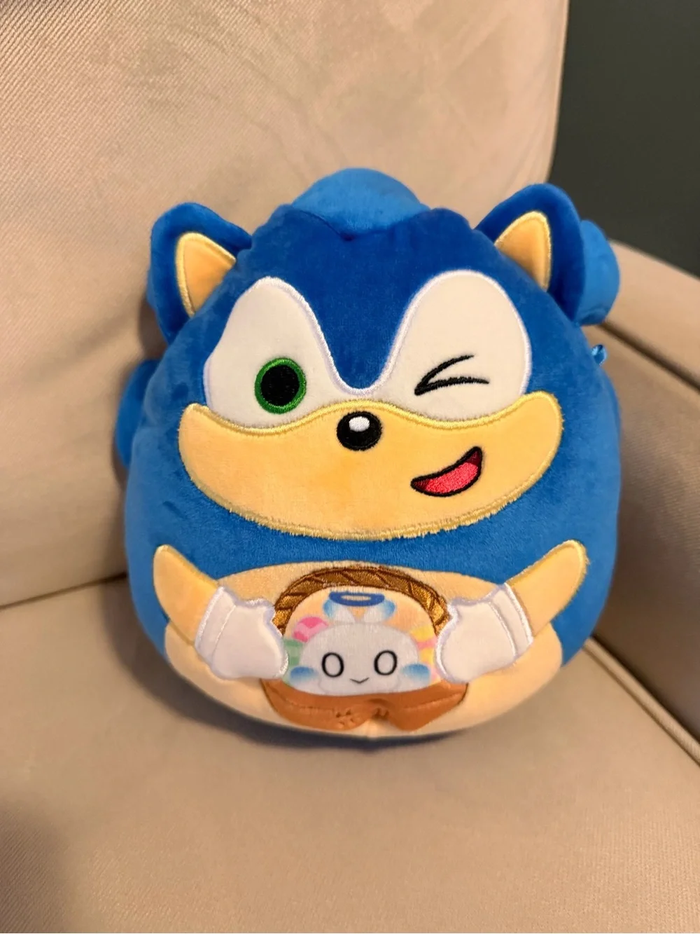 3 holiday squishmallows